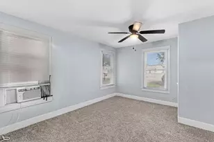 312 N Magnolia St, Highlands, TX 77562 - Photo 16