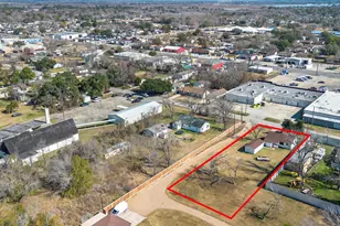 312 N Magnolia St, Highlands, TX 77562 - Photo 22