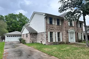 10622 Inwood Dr, Houston, TX 77042 - Photo 2