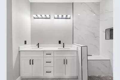 1084 Junell St, Houston, TX 77088 - Photo 20