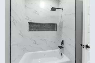 1084 Junell St, Houston, TX 77088 - Photo 16