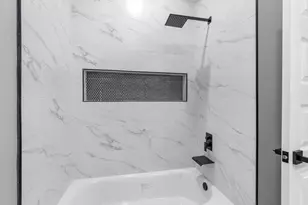 1084 Junell St, Houston, TX 77088 - Photo 16