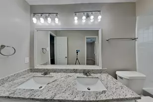 16306 Ash Point Ln, Sugar Land, TX 77498 - Photo 18
