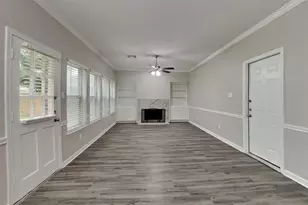 16306 Ash Point Ln, Sugar Land, TX 77498 - Photo 6