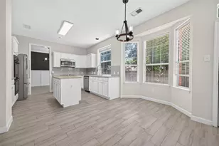 11 Ginger Bay Pl, The Woodlands, TX 77382 - Photo 10