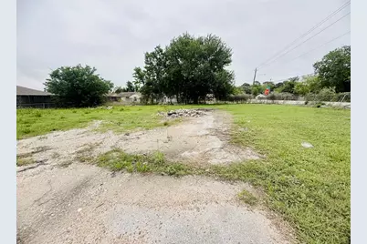 3910 Anderson Road, Houston, TX 77053 - Photo 6
