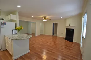 12711 Westleigh Dr, Houston, TX 77077 - Photo 6
