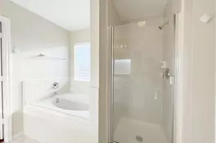 18102 Red Oak Manor Ln, Cypress, TX 77433 - Photo 12