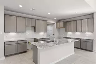 2004 Sugarberry Gully Ln, Conroe, TX 77301 - Photo 2