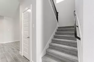 2004 Sugarberry Gully Ln, Conroe, TX 77301 - Photo 16