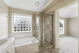 8203 Poplar Ct, Baytown, TX 77523 - Photo 14