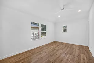 12615 Verdant Brook Dr, Houston, TX 77085 - Photo 22