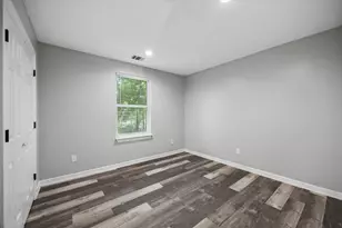 1894 Dolly Wright St, Houston, TX 77088 - Photo 10