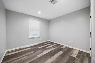 1894 Dolly Wright St, Houston, TX 77088 - Photo 14