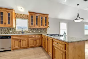 4628 Kermit St, Houston, TX 77009 - Photo 10