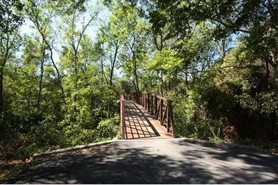 12639 Ashford Hills Drive, Houston, TX 77077 - Photo 18