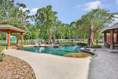 1111 Valley Commons Drive, Huffman, TX 77336 - Photo 8