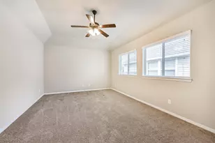 14823 Twin Waters CT, Houston, TX 77044 - Photo 40