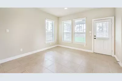 14823 Twin Waters Court, Houston, TX 77044 - Photo 18