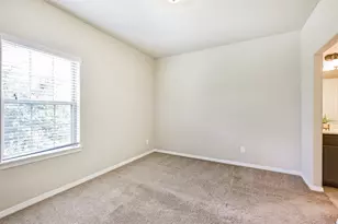 14823 Twin Waters CT, Houston, TX 77044 - Photo 32