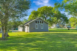 407 Bois D Arc St, Edna, TX 77957 - Photo 42