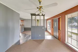 407 Bois D Arc St, Edna, TX 77957 - Photo 18