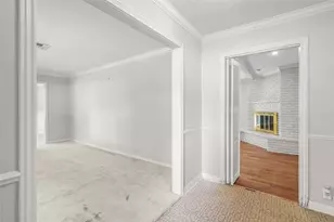 1602 Peer Dr, Houston, TX 77043 - Photo 6