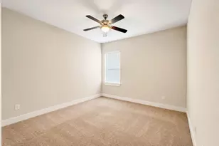 9517 Cedarpost Square St, Houston, TX 77055 - Photo 20