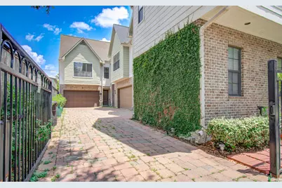 4001 Dallas Street #A, Houston, TX 77023 - Photo 1