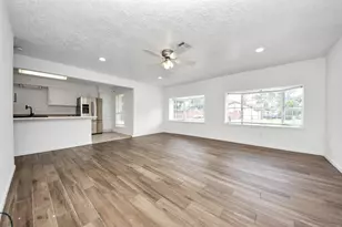 7414 Battlewood Dr, Houston, TX 77040 - Photo 14