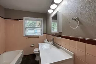 1305 Elm St, Richmond, TX 77469 - Photo 6