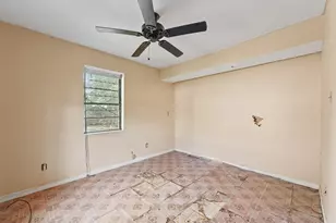 9409 Kentshire Dr, Houston, TX 77078 - Photo 20