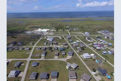 2411 Sand Bar Lane, Crystal Beach, TX 77650 - Photo 6