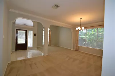 15307 Amesbury Lane, Sugar Land, TX 77478 - Photo 4