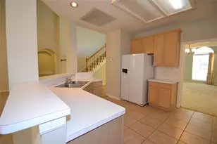 15307 Amesbury Ln, Sugar Land, TX 77478 - Photo 10