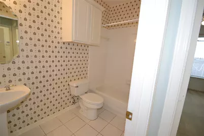 15307 Amesbury Lane, Sugar Land, TX 77478 - Photo 6