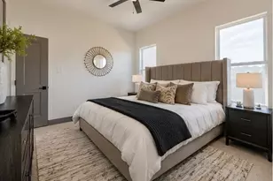 4805 Paula Units A/B St, Houston, TX 77033 - Photo 6