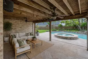 13222 Dusty Grove Ln, Sugar Land, TX 77498 - Photo 4