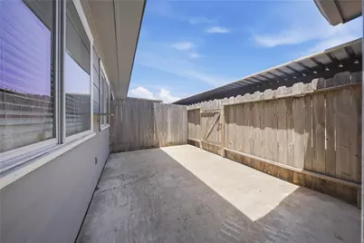 11002 Hammerly Boulevard #12, Houston, TX 77043 - Photo 2