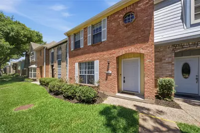 11002 Hammerly Boulevard #12, Houston, TX 77043 - Photo 14