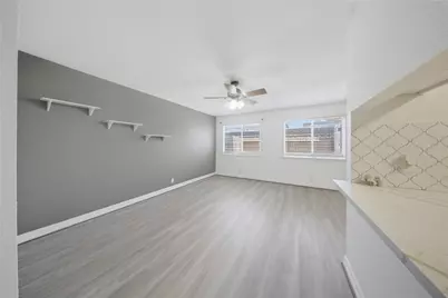 11002 Hammerly Boulevard #12, Houston, TX 77043 - Photo 12