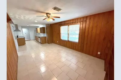 2206 Erickson Street, La Marque, TX 77568 - Photo 12