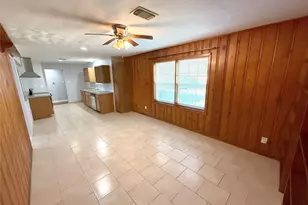 2206 Erickson St, La Marque, TX 77568 - Photo 12