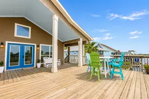 16602 Bahama Way, Jamaica Beach, TX 77554 - Photo 12