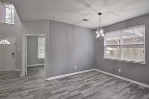 8726 Rolling Rapids Rd, Humble, TX 77346 - Photo 6