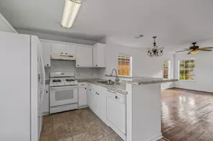 2106 Nettleton St, Houston, TX 77004 - Photo 4