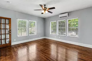 5121 Polk St, Houston, TX 77023 - Photo 6