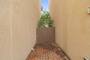 7138 Windwater Pkwy N, Houston, TX 77036 - Photo 30