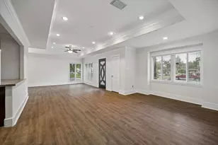 5410 Patrick Henry, Bellaire, TX 77401 - Photo 10
