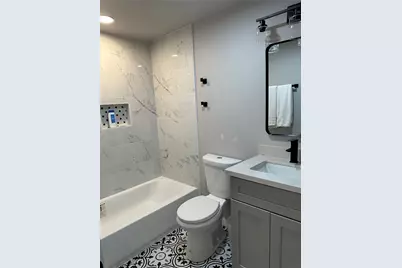 3415 Cochran St, Houston, TX 77009 - Photo 2